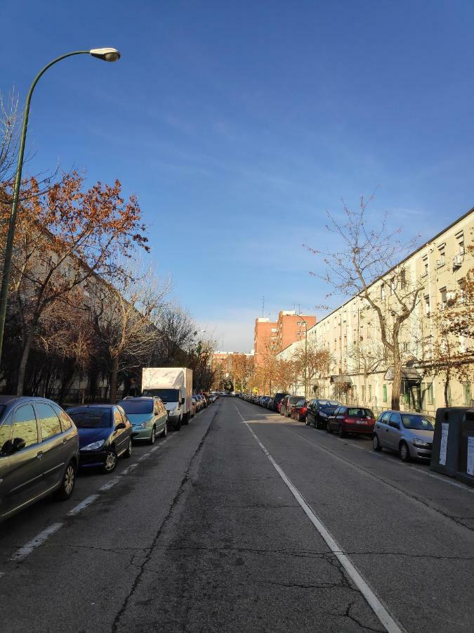 Apartamento 6 Mirasierras Madrid Exteriör bild